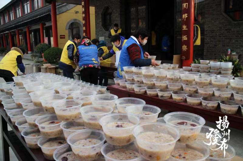 今天是“腊八”，来一碗“头等”的腊八粥！着实不丑呢！