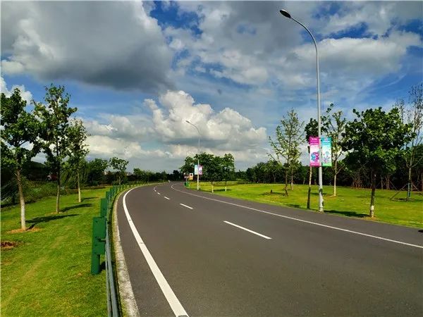 无锡市美好锡山之胶阳路.jpg